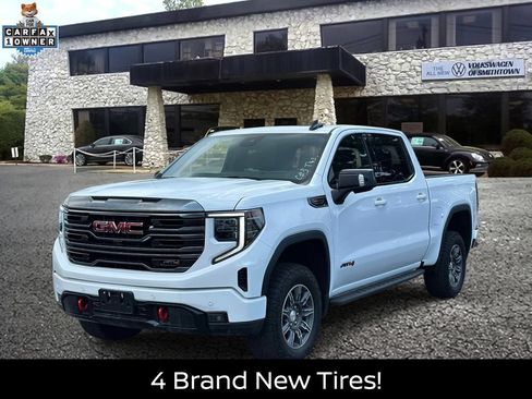 Used 2024 GMC Sierra 1500 AT4 w/ Technology Package AWD/4WD image 2