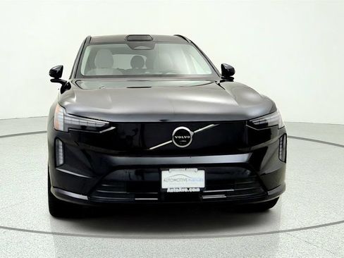 Used 2025 Volvo EX90 Ultra AWD/4WD image 2