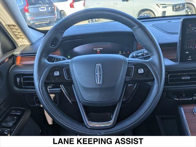 Used 2024 Lincoln Aviator Reserve RWD image 13
