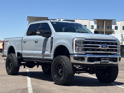 Used 2024 Ford F250 Lariat w/ Lariat Ultimate Package AWD/4WD image 1