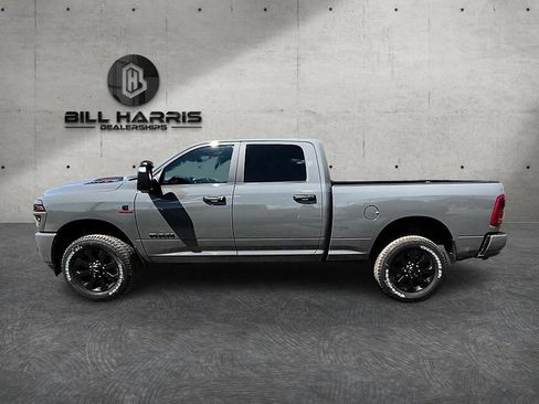 New 2026 RAM 3500 Big Horn AWD/4WD image 9