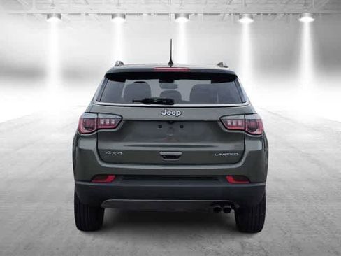 Used 2018 Jeep Compass Limited AWD/4WD image 7