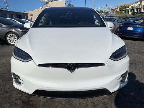 Used 2016 Tesla Model X 90D image 99