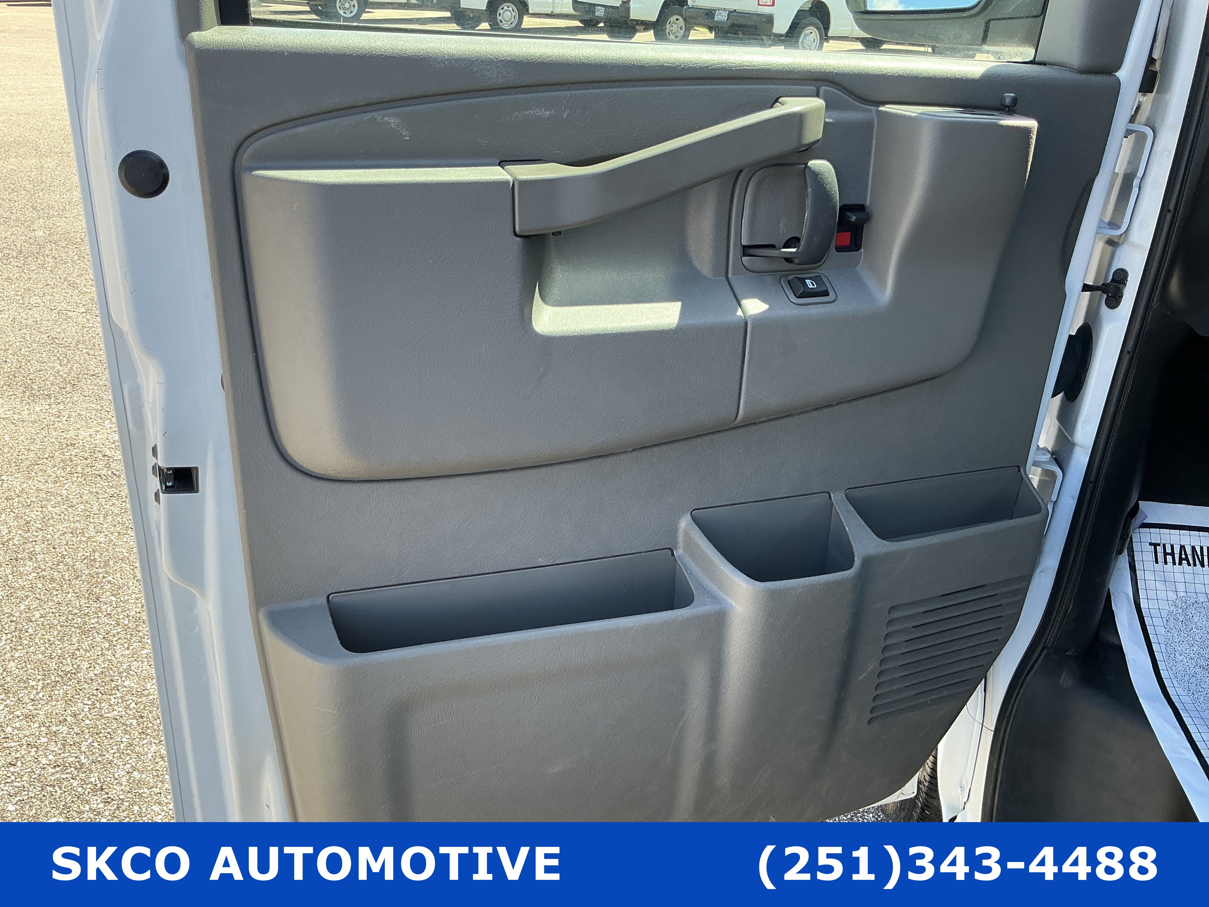 Used 2025 Chevrolet Express 2500 Extended w/ Driver Convenience Package RWD image 12