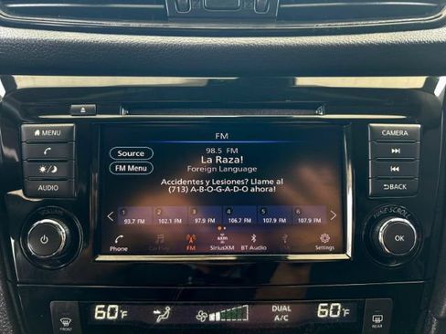 Used 2019 Nissan Rogue SV image 13