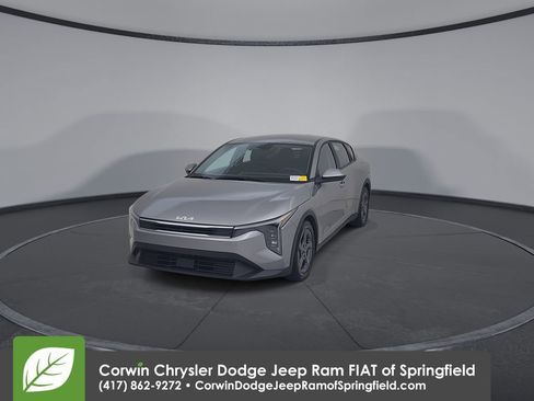 Used 2025 Kia K4 FWD image 5