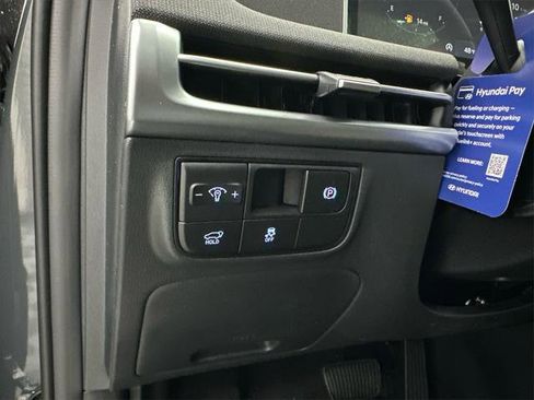 New 2026 Hyundai Tucson Limited image 35