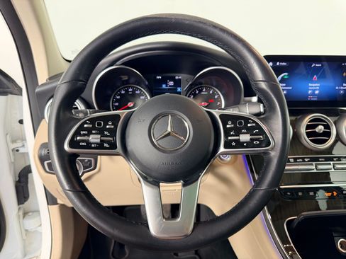 Used 2021 Mercedes-Benz GLC 300 4MATIC image 11