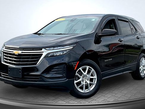 Used 2022 Chevrolet Equinox LS w/ LS Convenience Package AWD/4WD image 1