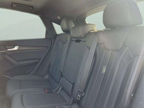 Certified 2025 Audi Q5 2.0T Premium Plus w/ Premium Plus Package image 22