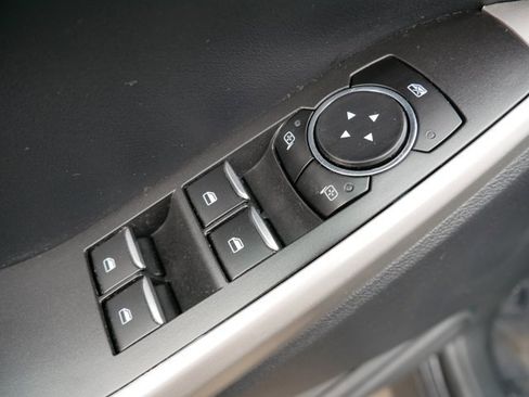 Certified 2022 Ford Explorer XLT w/ Equipment Group 202A image 10