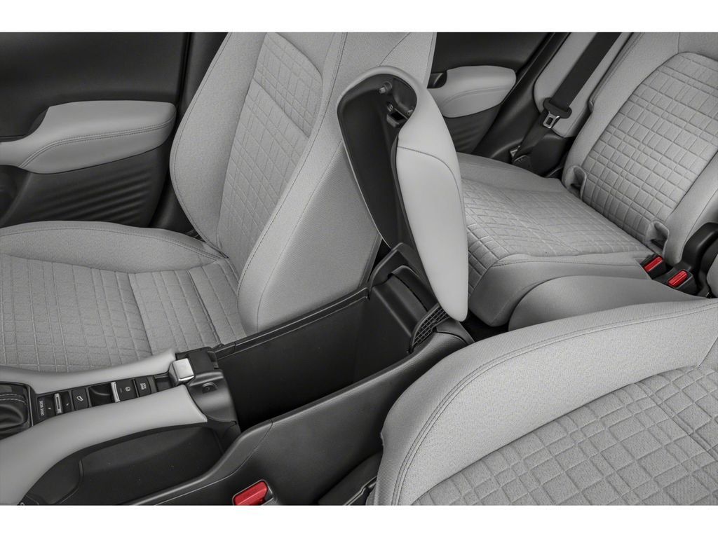 New 2027 Honda HR-V LX image 9