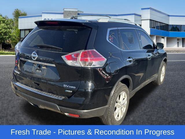 Used 2014 Nissan Rogue SV AWD/4WD image 6
