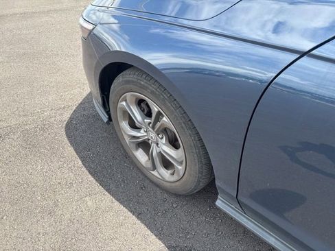 Used 2023 Honda Accord EX image 4