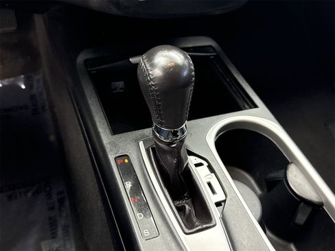 Used 2018 Acura RDX FWD image 25