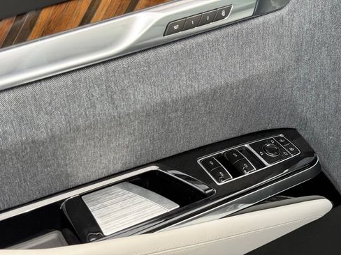 New 2026 Cadillac Escalade Platinum Sport AWD/4WD image 17