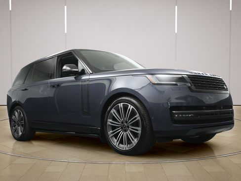 Used 2024 Land Rover Range Rover Long Wheelbase SE AWD/4WD image 29