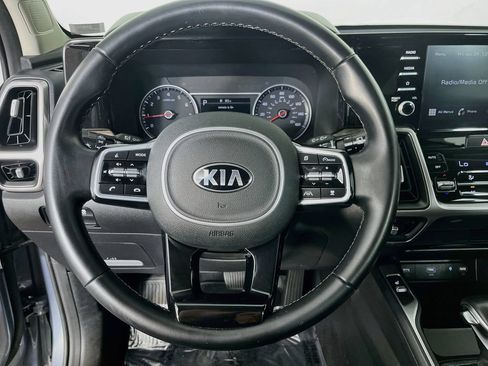 Used 2021 Kia Sorento EX w/ Panoramic Sunroof Package FWD image 14