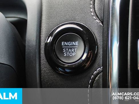 Used 2025 Ford Expedition Max Platinum AWD/4WD image 31