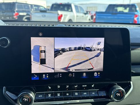 Used 2024 Chevrolet Colorado Z71 w/ Z71 Convenience Package 2 image 26