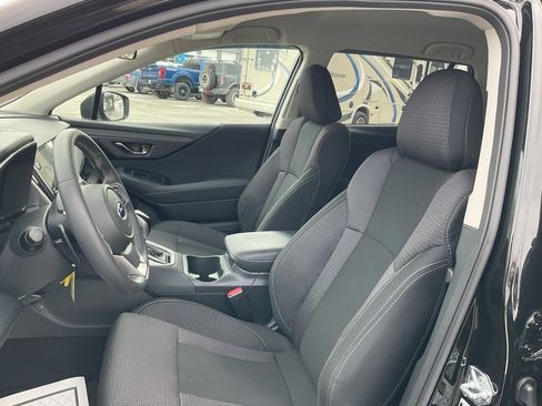 Used 2025 Subaru Outback Premium image 15