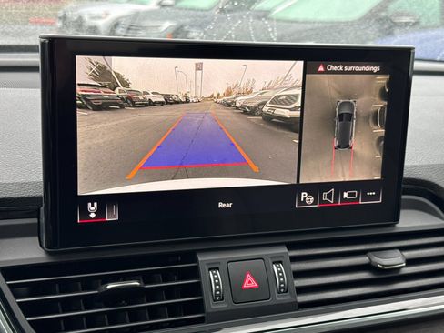 Used 2021 Audi Q5 Prestige w/ Prestige Package image 19