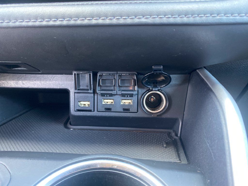 Used 2021 Toyota Highlander XLE AWD/4WD image 69
