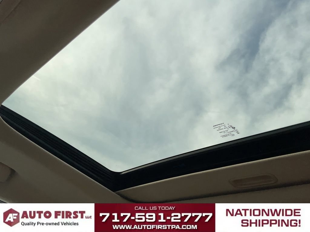 Used 2018 Jeep Grand Cherokee Limited AWD/4WD image 27