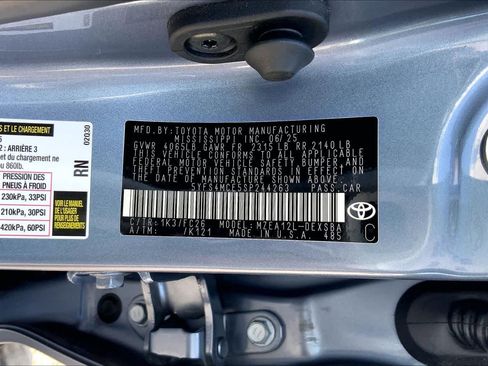 Used 2025 Toyota Corolla SE FWD image 34