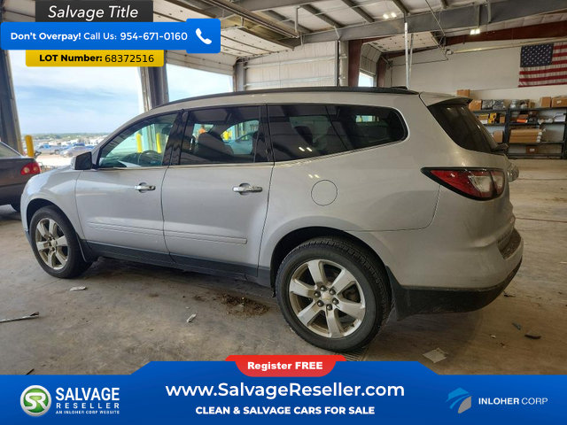 Used 2017 Chevrolet Traverse LT w/ Style and Technology Package AWD/4WD image 3
