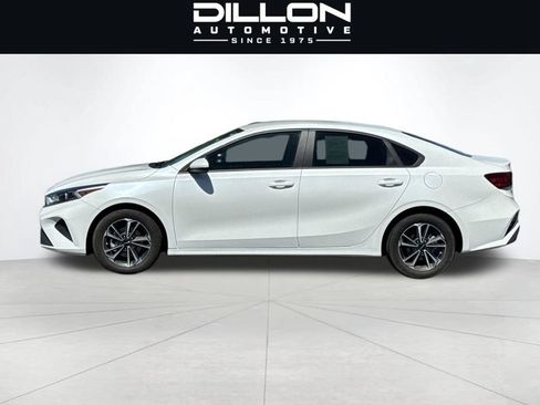 Certified 2023 Kia Forte LXS FWD image 8