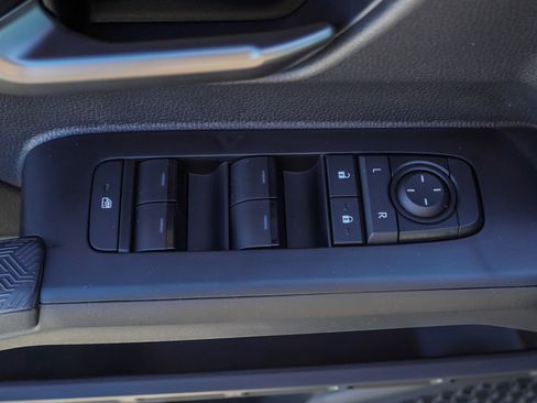 Certified 2026 Toyota Tacoma TRD Off-Road AWD/4WD image 19
