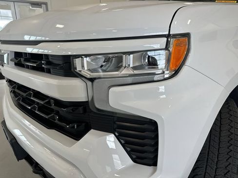 Used 2023 Chevrolet Silverado 1500 RST AWD/4WD image 11