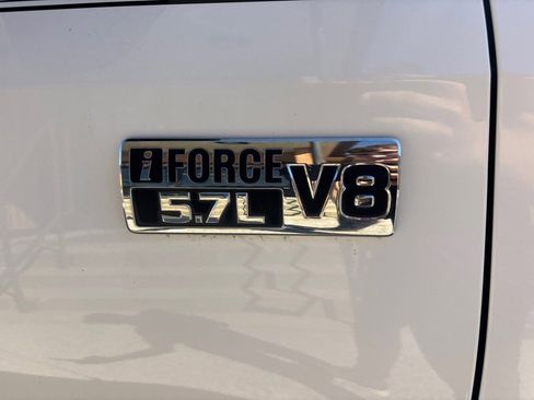 Used 2014 Toyota Tundra SR5 image 6