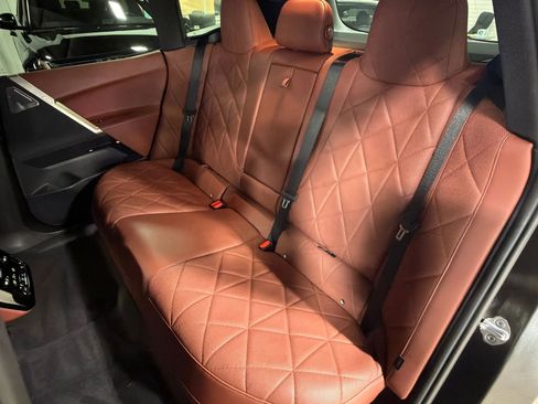 Used 2023 BMW iX M60 w/ Executive Package image 28