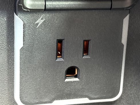 New 2024 Chevrolet Silverado 3500 High Country w/ Technology Package image 30