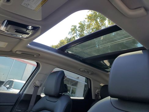 New 2026 Kia Sportage EX w/ EX Panoramic Sunroof Package image 19