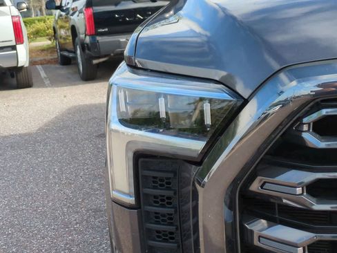 Used 2022 Toyota Tundra Platinum image 10