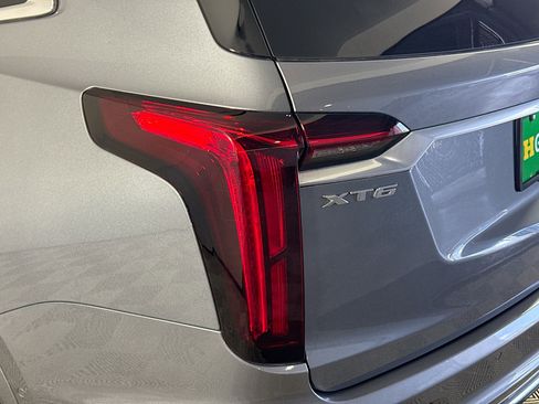 Used 2021 Cadillac XT6 Premium Luxury image 36