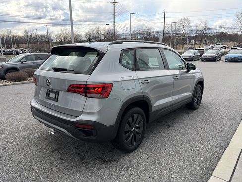 Used 2024 Volkswagen Taos S image 4