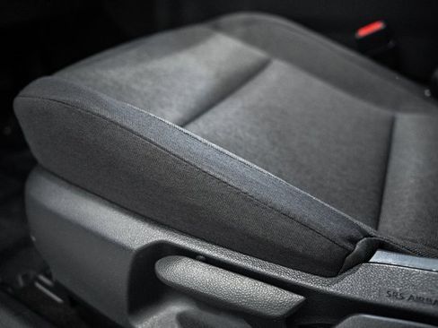 Used 2025 Toyota Camry LE image 33