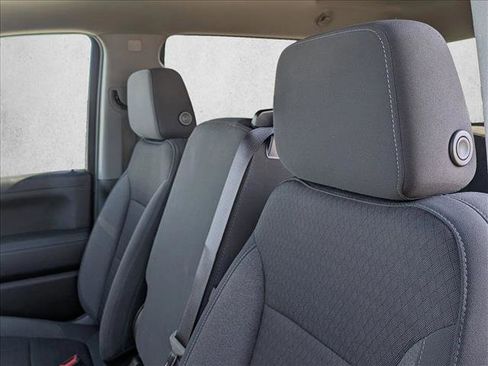 Used 2022 Chevrolet Silverado 1500 LT AWD/4WD image 14