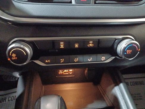 Used 2021 Nissan Altima 2.5 SR image 16