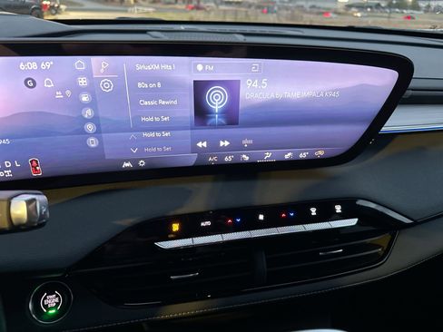 New 2026 Buick Enclave Preferred AWD/4WD image 16
