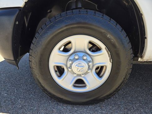 Used 2018 RAM 3500 Tradesman w/ Cold Weather Group RWD image 15