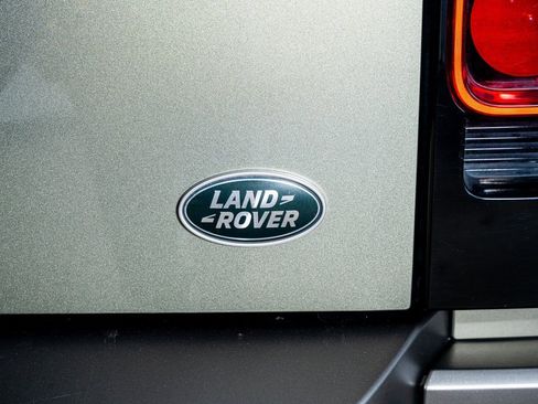 Used 2021 Land Rover Defender 110 X-Dynamic HSE image 28