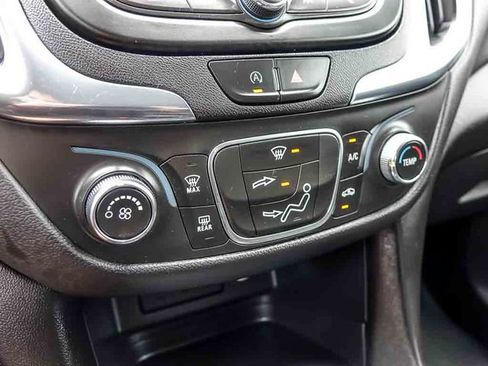 Certified 2023 Chevrolet Equinox LT FWD image 23