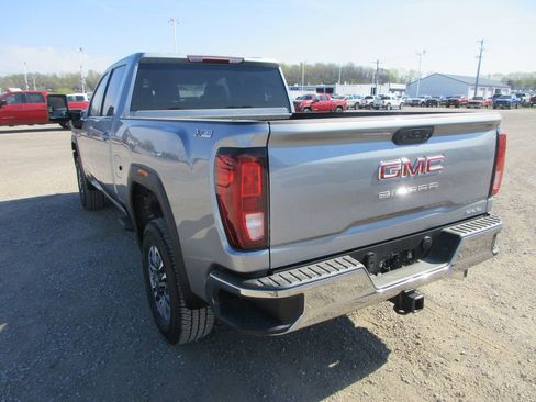 New 2026 GMC Sierra 2500 SLE image 7