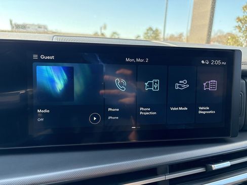 Certified 2025 Hyundai Santa Fe SE image 23