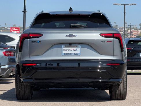 Used 2025 Chevrolet Blazer EV RS AWD/4WD image 5